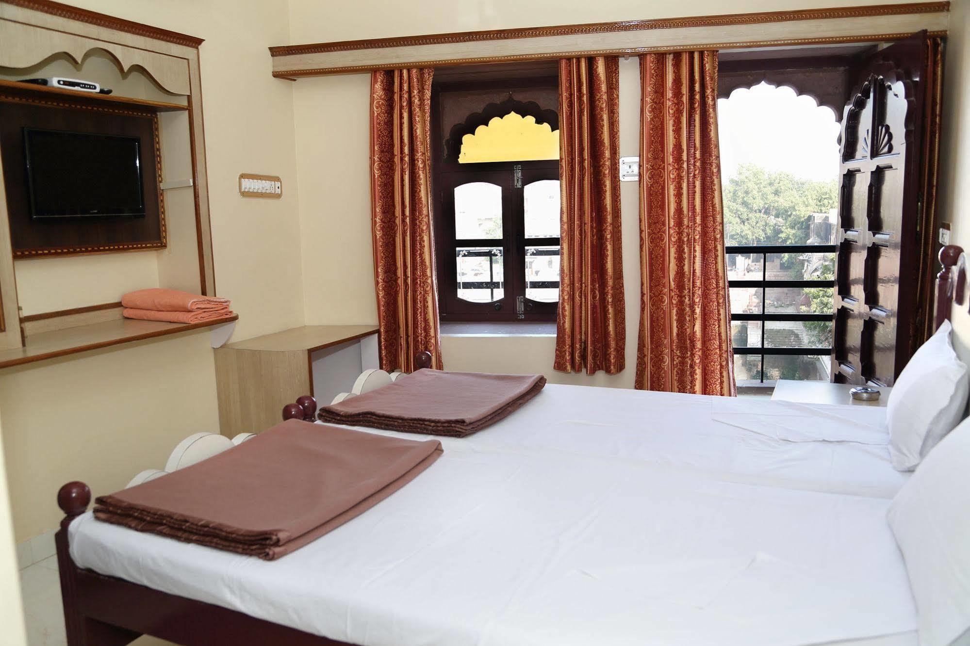 Jee Ri Haveli Hotel Jodhpur  Exterior photo